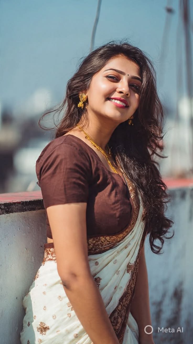Meera - Independent escort in HITEC City Hyderabad, age 27